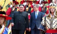 Triều Tiên hứa không đánh thức Tổng thống Hàn Quốc bằng tên lửa