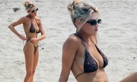 &apos;Bom gợi cảm&apos; Charlotte McKinney nuột nà mê đắm ở biển