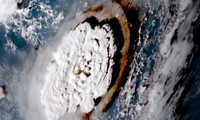 Núi lửa phun trào, cảnh báo nguy cơ sóng thần tại nhiều khu vực thuộc Thái Bình Dương