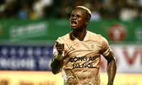 CAHN đại thắng HAGL 3-0 ngay tại Pleiku