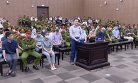 Cựu Phó Chủ tịch UBND tỉnh Quảng Nam Trần Văn Tân lẩy thơ khi nói lời sau cùng 