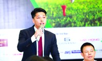 Ông Nguyễn Thái Dương phát biểu tại cuộc họp báo giải Tiền Phong Golf Championship 2019. Ảnh: Hồng Vĩnh 