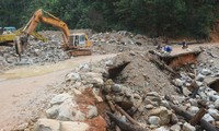 Đường sá ở Nam Trà My, Quảng Nam bị phá nát sau các trận thiên tai Ảnh: Nguyễn Thành 