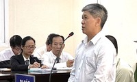Cựu Giám đốc Sở LĐTB-XH Bình Dương nói gì khi cấp dưới khai chuyển tiền hối lộ cho mình?