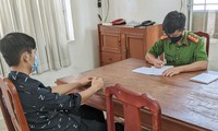 Nhảy cầu tự tử, trôi được 20 mét thì… lên bờ về nhà ngủ