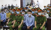 Phiên tòa xét xử 29 bị cáo trong vụ án “giết người và chống người thi hành công vụ” xảy ra ở xã Đồng Tâm, huyện Mỹ Đức, TP Hà Nội.