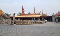 Phủ Tiên Hương, nơi được Cục Di sản ra văn bản cho phép treo biển tên di tích khác với tên do Bộ VH-TT&DL đặtẢnh: Hoàng Long