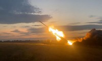 Nga khoe sức mạnh pháo phản lực BM-30 Smerch trong chiến dịch quân sự ở Ukraine