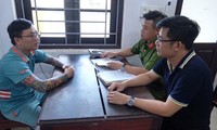 Bắt giữ đối tượng cho vay nặng lãi, hành hung &apos;con nợ&apos;