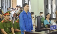 Cựu đại úy công an dùng súng AK cướp tiệm vàng tại Huế bị tuyên phạt 8 năm 3 tháng tù giam