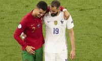 Là đối thủ trong trận đấu, nhưng Cristiano Ronaldo và Karim Benzema hành động “đẳng cấp”
