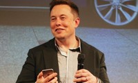 Netizen sung sướng cảm ơn tỷ phú Elon Musk đã theo dõi mình, rồi hụt hẫng khi được trả lời