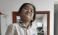 Cô bé 9 tuổi ở Trung Quốc bị ngã ở lớp và không qua khỏi, người cha có quyết định can đảm