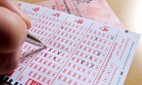 Góc uất ức: Anh chàng bị hụt giải đặc biệt xổ số 30 tỷ chỉ vì bạn gái lén mua số khác đi
