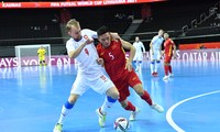 ĐT futsal Việt Nam (áo đỏ) sẽ chạm trán đối thủ mạnh Nga vòng 1/8 World Cup