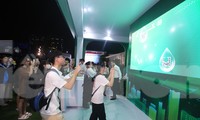 Sinh viên hào hứng trải nghiệm thanh toán số tại Sóng Festival 2023