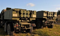Mỹ viện trợ thêm pháo phản lực HIMARS cho Ukraine