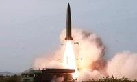 Quân đội Hàn Quốc thu được mảnh vỡ nghi của tên lửa Triều Tiên