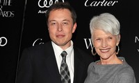 Bà Maye Musk và con trai Elon Musk. Ảnh: MarketWatch.