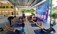 Lớp dạy bơi của các chiến sĩ Mùa hè xanh Đoàn Thanh niên trường ĐH Thể dục Thể thao Đà Nẵng sẽ giúp các em có hoàn cảnh khó khăn trên địa bàn quận Thanh Khê (Đà Nẵng) được học bơi miễn phí, tránh nguy cơ đuối nước