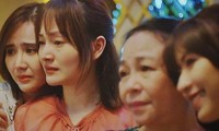 &quot;Thương Ngày Nắng Về&quot; tiếp tục khiến khán giả rớt nước mắt vì một ca khúc về mẹ