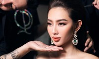 Choáng trước tốc độ làm việc đa năng của Hoa hậu Thùy Tiên và ê-kíp trong hậu trường