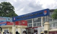 Trường THPT Hoàng Long, Hà Nội: Phụ huynh băn khoăn quỹ chồng quỹ