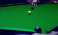 Những pha đánh &apos;&apos;thần sầu&apos;&apos; của cơ thủ billiard snooker