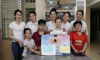 Thí sinh Hoa Hậu Việt Nam tổ chức đêm nhạc cho trẻ em khiếm thị tại mái ấm Thiên Ân