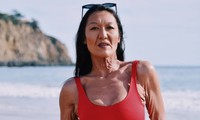 Người mẫu nội y 32 tuổi có làn da nhăn nheo như người già