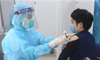 Hơn 20.000 người Việt đã tiêm vắc xin phòng COVID-19