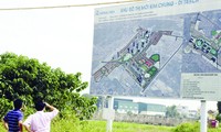 Dự án “Khu đô thị mới Kim Chung – Di Trạch” bị tạm dừng. Ảnh: Phạm Yên