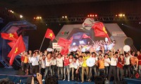 Đại học Lạc Hồng vô địch Robocon Việt Nam 2012