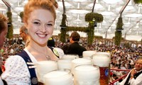 Nhanh chân đi uống bia ở lễ hội Oktoberfest