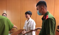 Toàn Thị Thùy Linh tại phiên tòa ngày 10/8. Ảnh: T.M