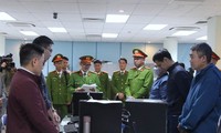 Khám xét tại Cục đăng kiểm Việt Nam.