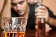 Phát hiện cơ chế gây ra các bệnh ung thư của rượu