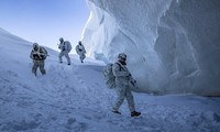 Đặc nhiệm Vệ binh Quốc gia Nga huấn luyện tiêu diệt khủng bố ở Bắc cực