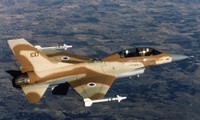 Khoảnh khắc Patriot Israel bắn nổ UAV xâm nhập không phận đêm 11/7