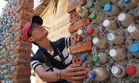 Ngôi nhà từ hơn 6.000 vỏ chai nhựa trên đảo Bé, Lý Sơn
