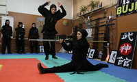 Đội quân 3.500 nữ chiến binh ninja của Iran