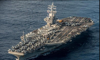 Tàu sân bay Mỹ tập trận giữa nhiều tàu Trung Quốc ở Biển Đông