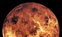 Sao Kim là hành tinh sáng nhất trong Hệ Mặt trời sau Mặt trăng và Mặt trời. 
