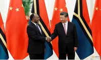 Chủ tịch Trung Quốc Tập Cận Bình tiếp Thủ tướng Vanuatu đến thăm Bắc Kinh. (Ảnh: Reuters)