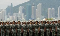 Lực lượng Trung Quốc đồn trú tại Hong Kong tại căn cứ hải quân đảo Stonecutters ngày 30/6/2019. (Ảnh: Reuters)