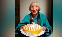 Cụ bà Italica Grondona, 102 tuổi, đã bình phục sau khi nhiễm COVID-19. (Ảnh: Reuters)