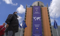 Uỷ ban châu Âu tổ chức hội nghị trực tuyến để huy động nỗ lực chung của các nước nhằm đối phó với COVID-19. (Ảnh: EPA-EFE)