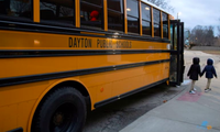 Một xe buýt chở học sinh ở Ohio. (Ảnh: Reuters)