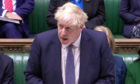 Thủ tướng Anh Boris Johnson xin lỗi nhưng không từ chức. (Ảnh: Reuters)