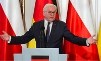 Tổng thống Đức Frank-Walter Steinmeier phát biểu trong cuộc họp báo chung với Tổng thống Ba Lan Andrzej Duda tại Warsaw ngày 12/4. (Ảnh: AP)